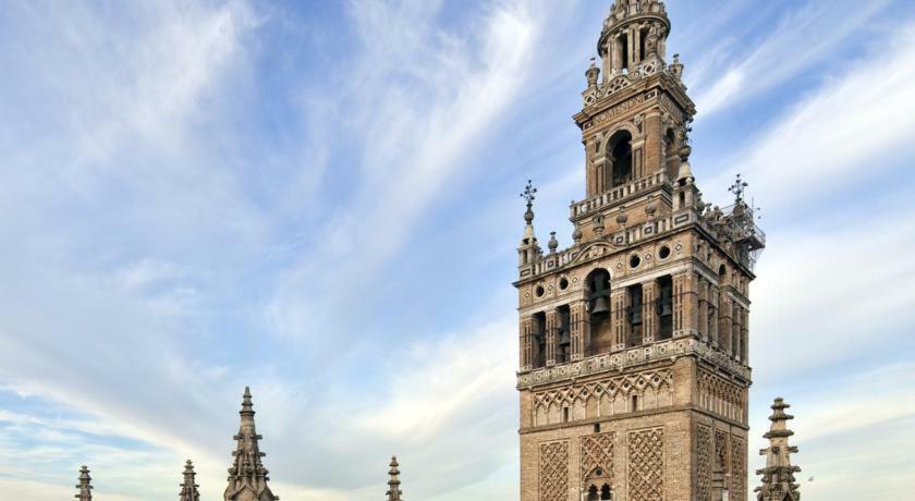 Go To Sevilla Cathedral Екстериор снимка